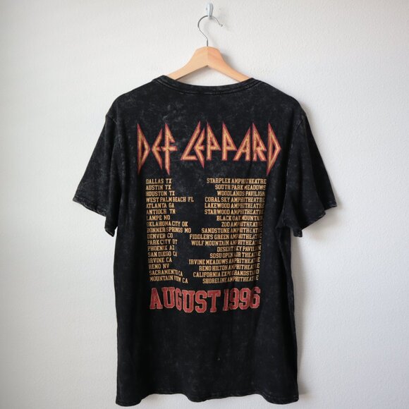 Def Leppard Rock of Ages 1996 Tour Graphic Tee | L - Picture 5 of 5